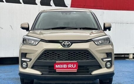 Toyota Raize I, 2019 год, 1 010 000 рублей, 2 фотография