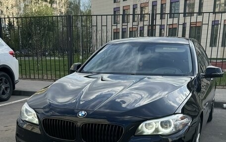 BMW 5 серия, 2016 год, 2 850 000 рублей, 2 фотография
