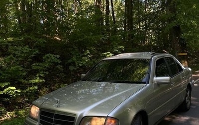 Mercedes-Benz C-Класс, 1994 год, 340 000 рублей, 1 фотография