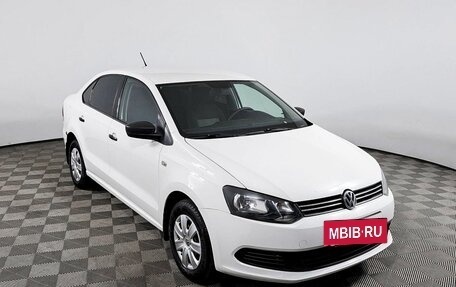 Volkswagen Polo VI (EU Market), 2013 год, 909 000 рублей, 3 фотография