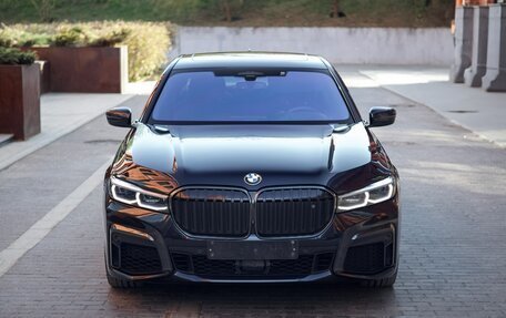 BMW 7 серия, 2019 год, 8 600 000 рублей, 2 фотография