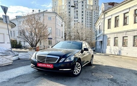 Mercedes-Benz E-Класс, 2011 год, 1 750 000 рублей, 3 фотография