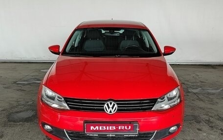 Volkswagen Jetta VI, 2011 год, 915 000 рублей, 2 фотография