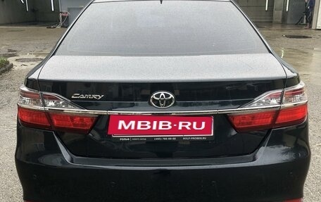 Toyota Camry, 2017 год, 2 500 000 рублей, 5 фотография