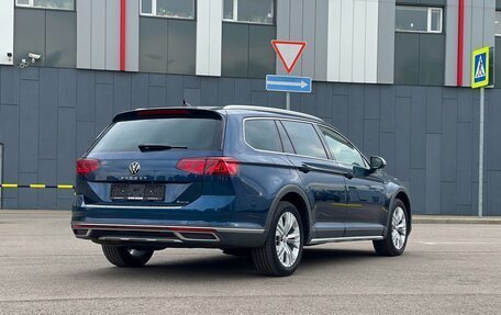 Volkswagen Passat B8 рестайлинг, 2021 год, 3 850 000 рублей, 2 фотография