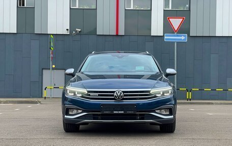 Volkswagen Passat B8 рестайлинг, 2021 год, 3 850 000 рублей, 5 фотография