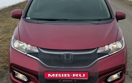 Honda Fit III, 2019 год, 1 370 000 рублей, 4 фотография