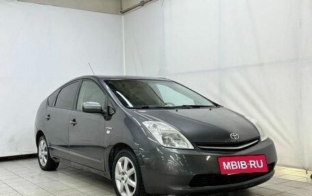 Toyota Prius, 2009 год, 930 000 рублей, 3 фотография