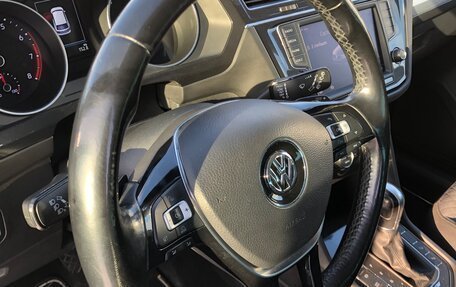 Volkswagen Tiguan II, 2017 год, 2 130 000 рублей, 7 фотография
