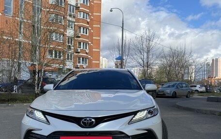 Toyota Camry, 2021 год, 4 950 000 рублей, 32 фотография