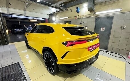 Lamborghini Urus I, 2018 год, 24 000 000 рублей, 5 фотография