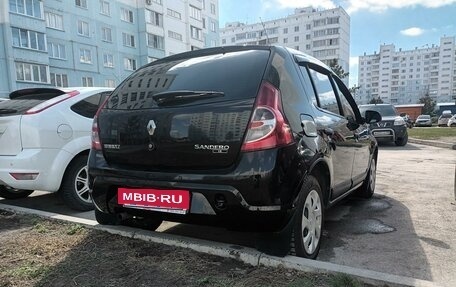 Renault Sandero I, 2013 год, 600 000 рублей, 3 фотография