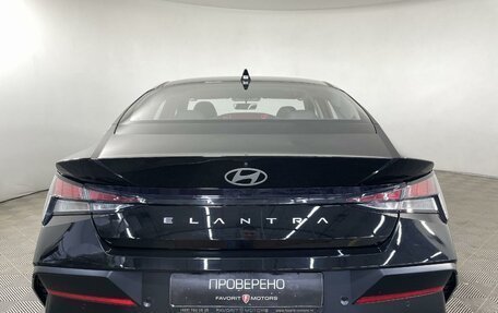 Hyundai Elantra, 2023 год, 2 350 000 рублей, 3 фотография