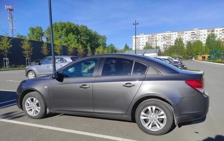 Chevrolet Cruze II, 2012 год, 1 050 000 рублей, 6 фотография