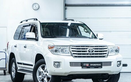 Toyota Land Cruiser 200, 2012 год, 3 749 000 рублей, 2 фотография