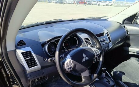 Mitsubishi Outlander III рестайлинг 3, 2007 год, 1 359 000 рублей, 10 фотография
