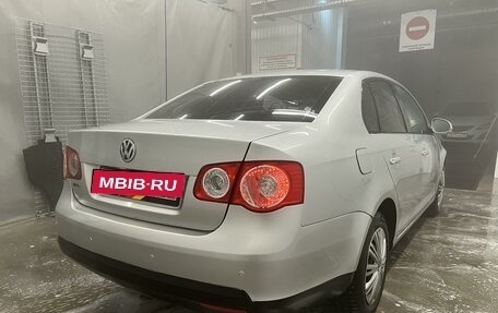 Volkswagen Jetta VI, 2006 год, 650 000 рублей, 6 фотография
