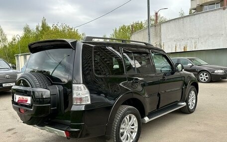 Mitsubishi Pajero IV, 2013 год, 2 490 000 рублей, 4 фотография