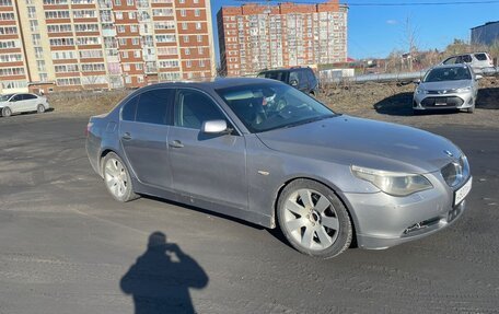 BMW 5 серия, 2003 год, 940 000 рублей, 2 фотография