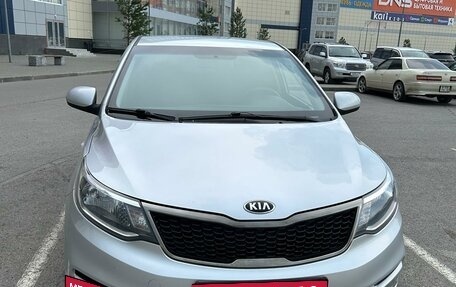 KIA Rio III рестайлинг, 2015 год, 1 249 000 рублей, 2 фотография