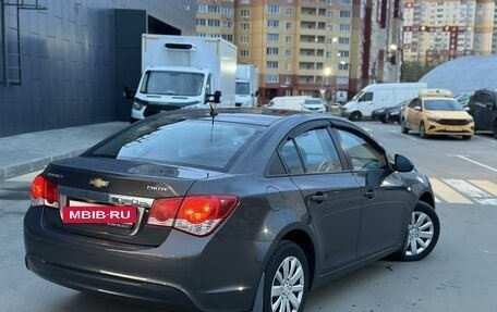 Chevrolet Cruze II, 2012 год, 620 000 рублей, 4 фотография