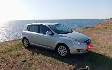 KIA cee'd I рестайлинг, 2009 год, 947 000 рублей, 1 фотография