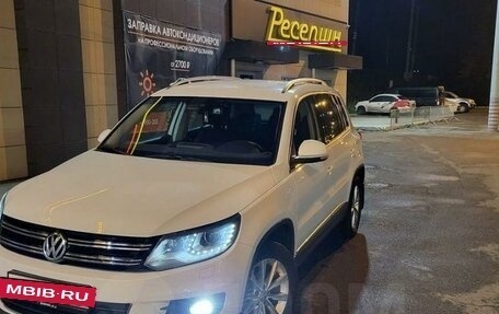 Volkswagen Tiguan I, 2012 год, 1 600 000 рублей, 6 фотография