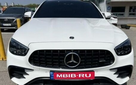 Mercedes-Benz E-Класс, 2021 год, 4 450 000 рублей, 5 фотография
