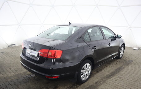 Volkswagen Jetta VI, 2011 год, 1 155 000 рублей, 3 фотография
