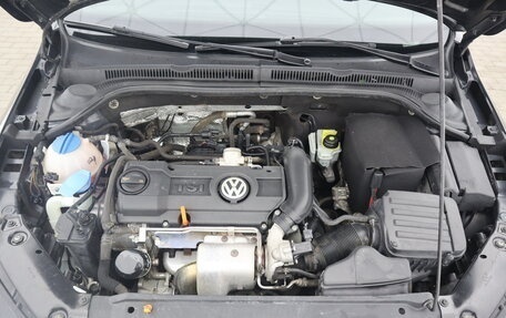Volkswagen Jetta VI, 2011 год, 1 155 000 рублей, 10 фотография