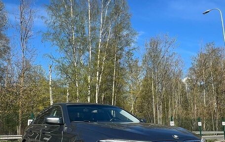 BMW 5 серия, 2018 год, 3 990 000 рублей, 2 фотография