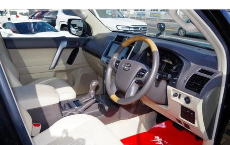 Toyota Land Cruiser Prado 150 рестайлинг 2, 2020 год, 3 650 000 рублей, 11 фотография