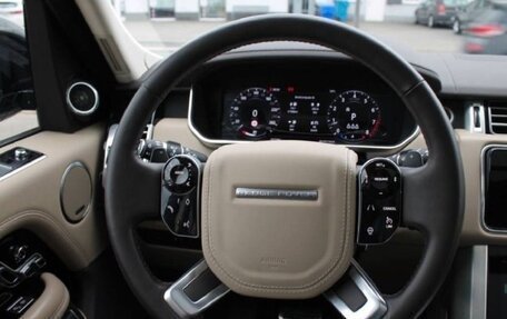 Land Rover Range Rover IV рестайлинг, 2021 год, 10 800 000 рублей, 12 фотография