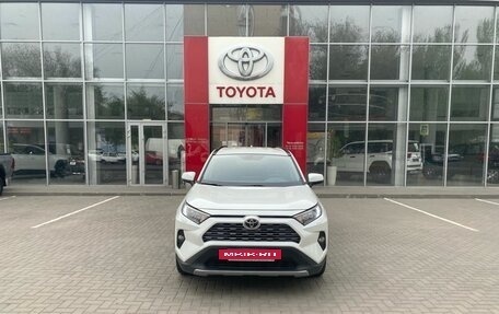 Toyota RAV4, 2019 год, 3 750 000 рублей, 2 фотография