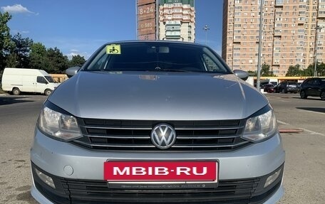 Volkswagen Polo VI (EU Market), 2018 год, 1 370 000 рублей, 2 фотография
