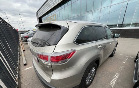 Toyota Highlander III, 2014 год, 3 649 000 рублей, 4 фотография