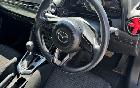 Mazda Demio IV, 2017 год, 1 086 000 рублей, 5 фотография