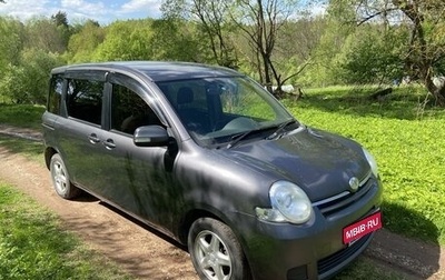 Toyota Sienta I, 2013 год, 1 030 000 рублей, 1 фотография