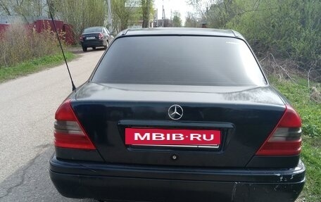 Mercedes-Benz C-Класс, 1997 год, 420 000 рублей, 2 фотография