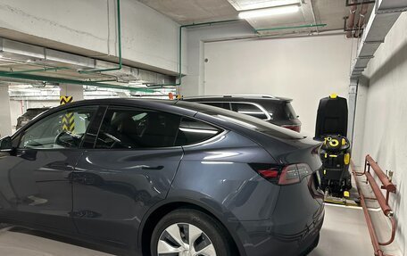 Tesla Model Y I, 2021 год, 4 150 000 рублей, 4 фотография