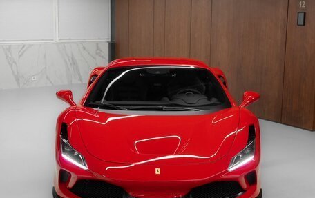 Ferrari F8, 2020 год, 40 000 000 рублей, 3 фотография