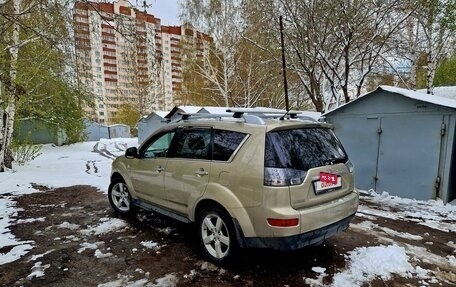 Mitsubishi Outlander III рестайлинг 3, 2008 год, 1 360 000 рублей, 2 фотография