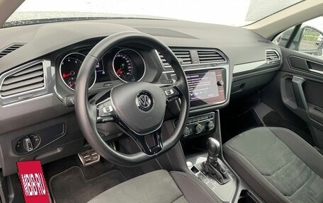 Volkswagen Tiguan II, 2019 год, 2 436 400 рублей, 5 фотография