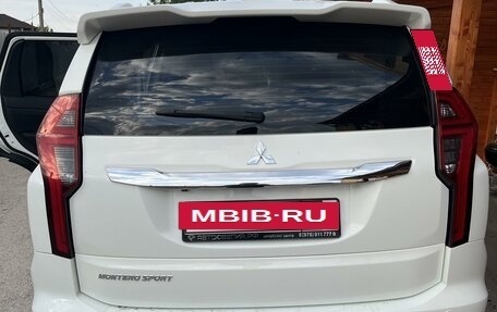 Mitsubishi Montero Sport, 2022 год, 4 610 000 рублей, 3 фотография