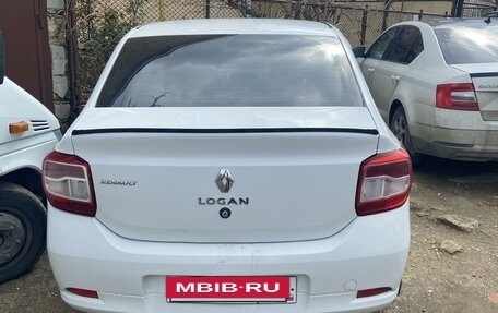 Renault Logan II, 2017 год, 545 000 рублей, 2 фотография