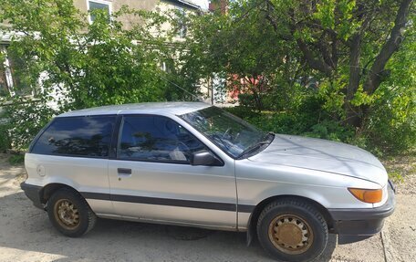 Mitsubishi Colt III, 1989 год, 200 000 рублей, 3 фотография