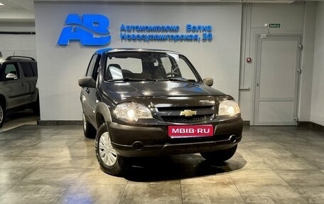 Chevrolet Niva I рестайлинг, 2011 год, 545 000 рублей, 1 фотография