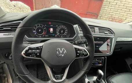 Volkswagen Tiguan II, 2018 год, 3 550 000 рублей, 7 фотография