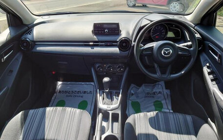 Mazda Demio IV, 2019 год, 900 000 рублей, 11 фотография