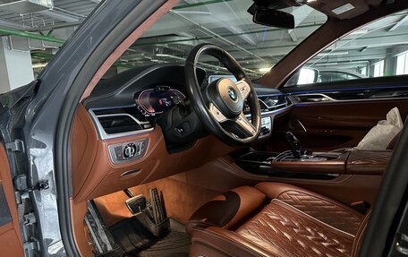 BMW 7 серия, 2019 год, 8 000 000 рублей, 6 фотография